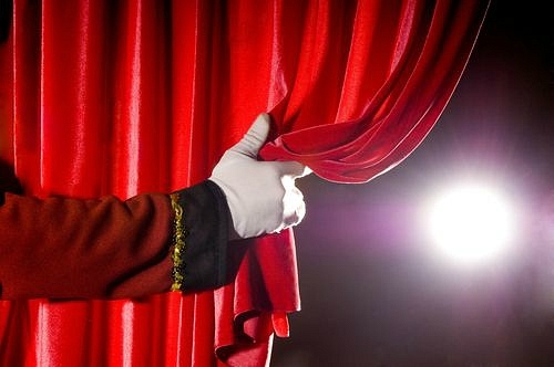 Владимирцев приглашают в театр кукол на премьеру спектакля