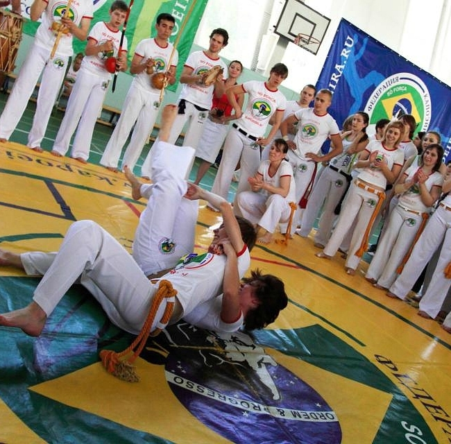 24 Мая 2014 года состоится 2 Batizado e Troca de Cordao школы Capoeira Portão de Ouro в городе Владимир.